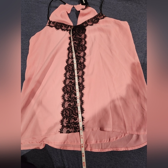 Pink Lace Tank - Picture 4 of 5